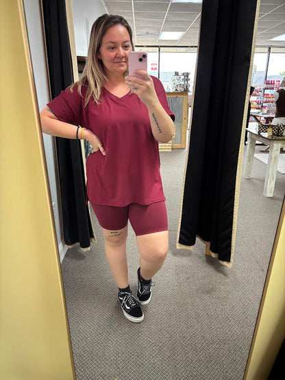Brushed dty microfiber v-neck top & biker shorts