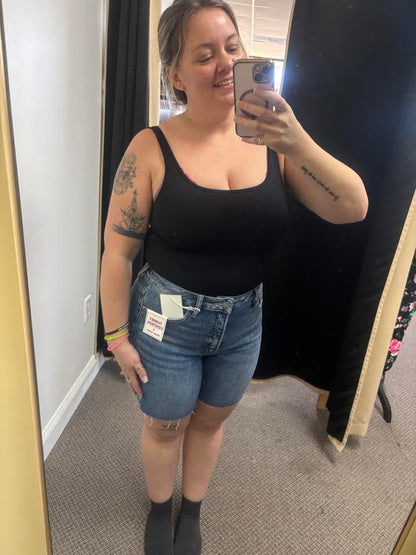 Risen Long Cut-Off Shorts