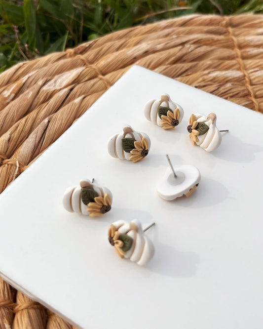 Pumpkin Studs
