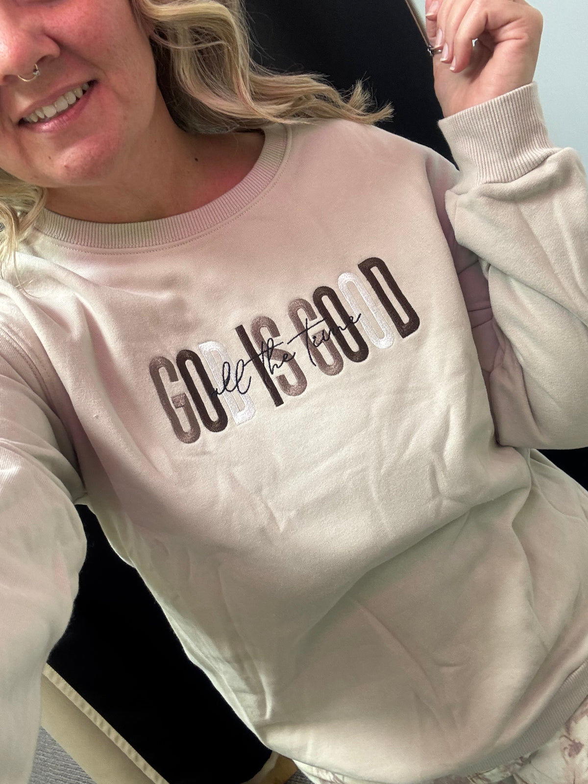 GOD IS GOOD Western Embroidered Letter Crewneck Pullover Sweatshirt
