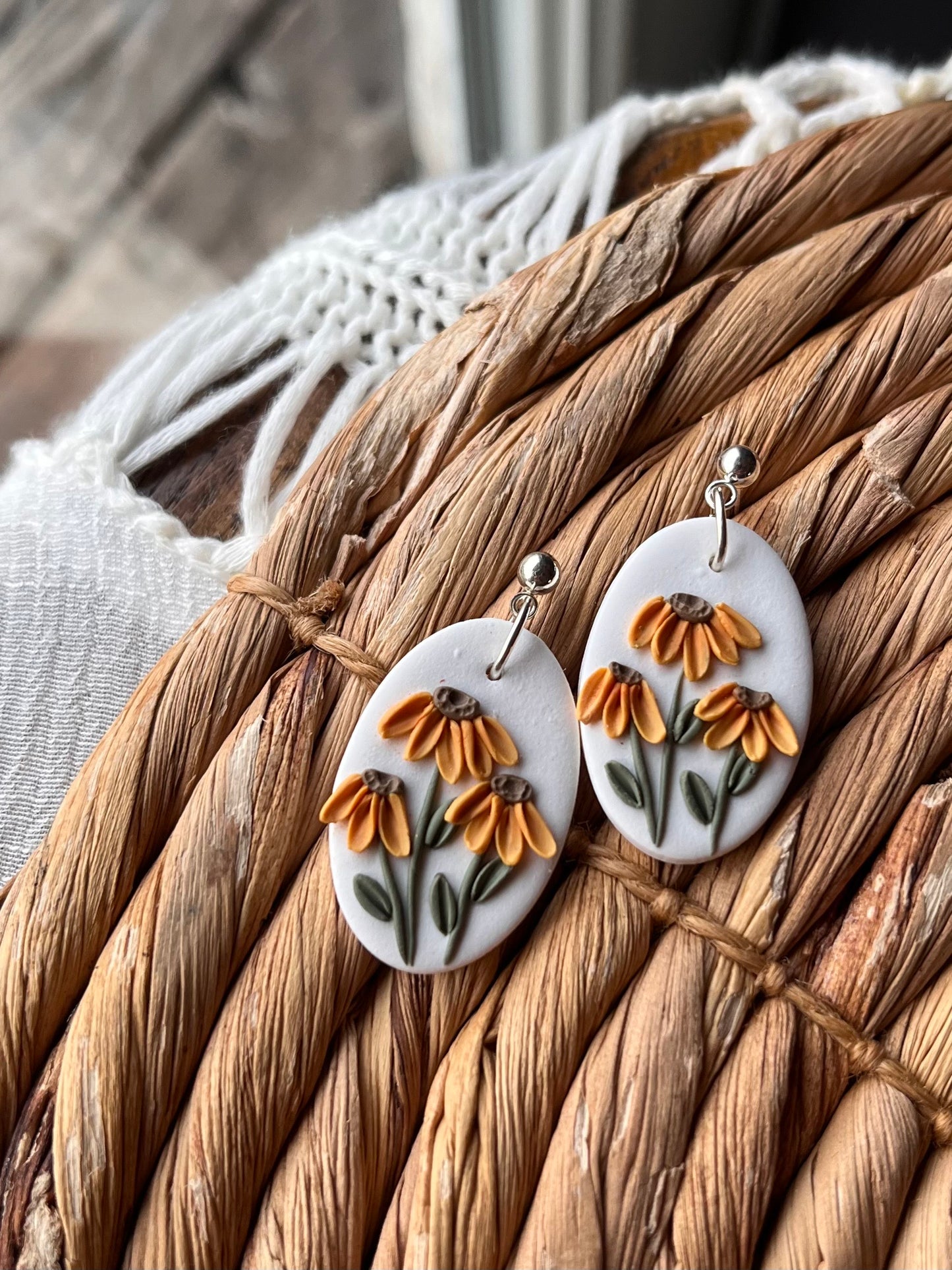 Daisy Dangles