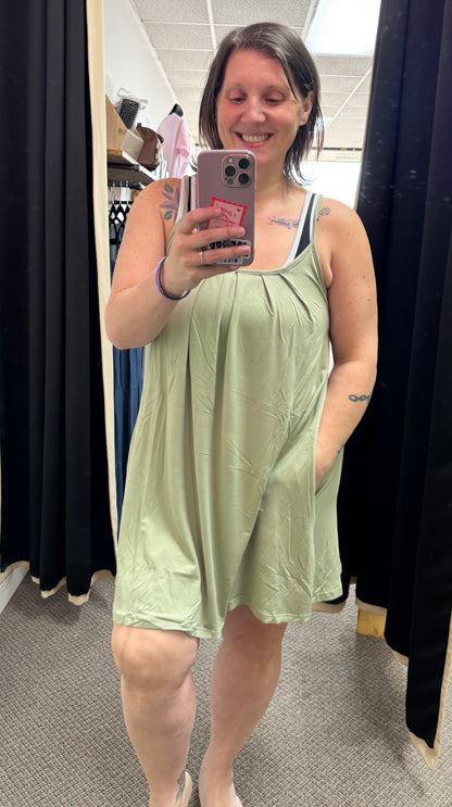 PLEATS Detailed Dress with Pockets and Adjustable Straps