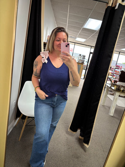 V Neck Solid Top With Floral Printed Ruffle Detail Plus Size