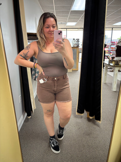 Acid washed frayed cutoff hem shorts