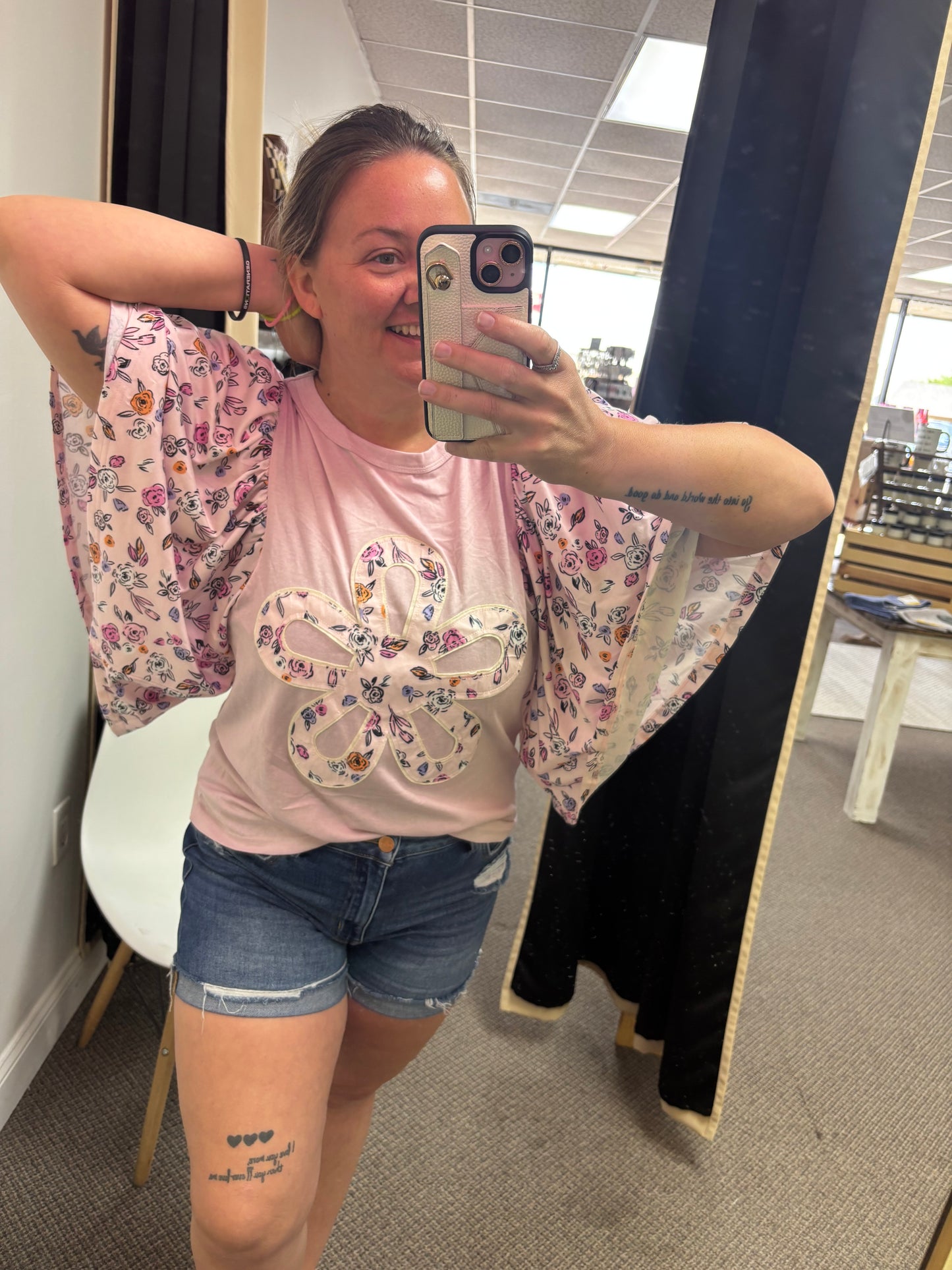 Pink Contrast Floral Patched Flowy Half Sleeve Blouse