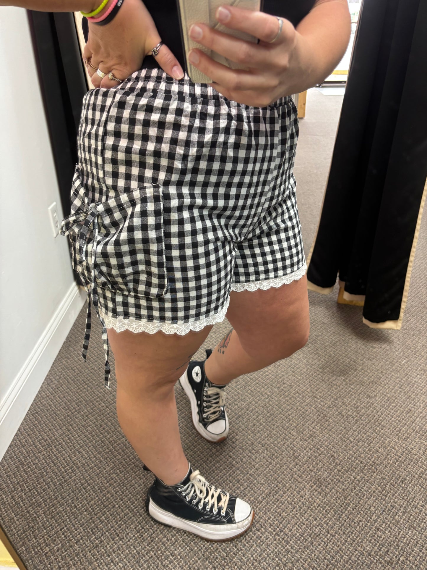 Gingham shorts with side pockets
