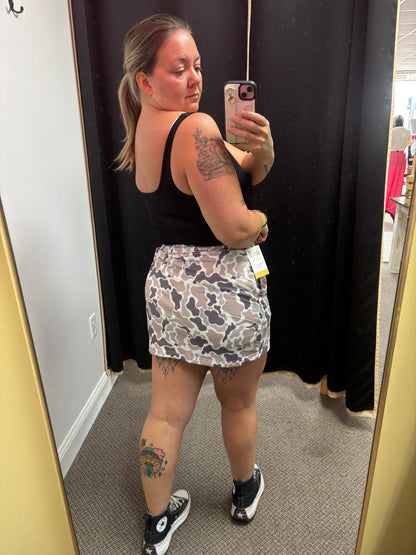 Camo skort with pockets